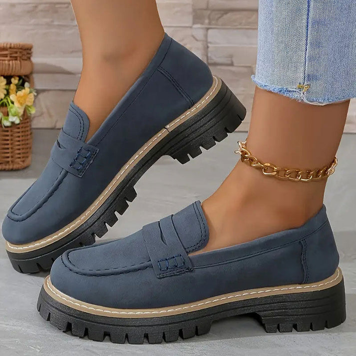 ISABEL Platform Slippers with Details