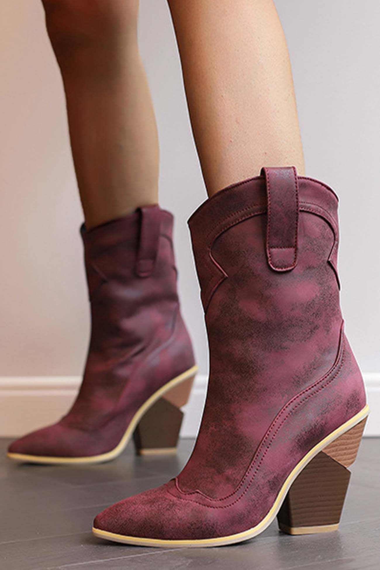 Berg-Feldt | Spitz Zulaufende Western-Stiefel Bis Zur Wade