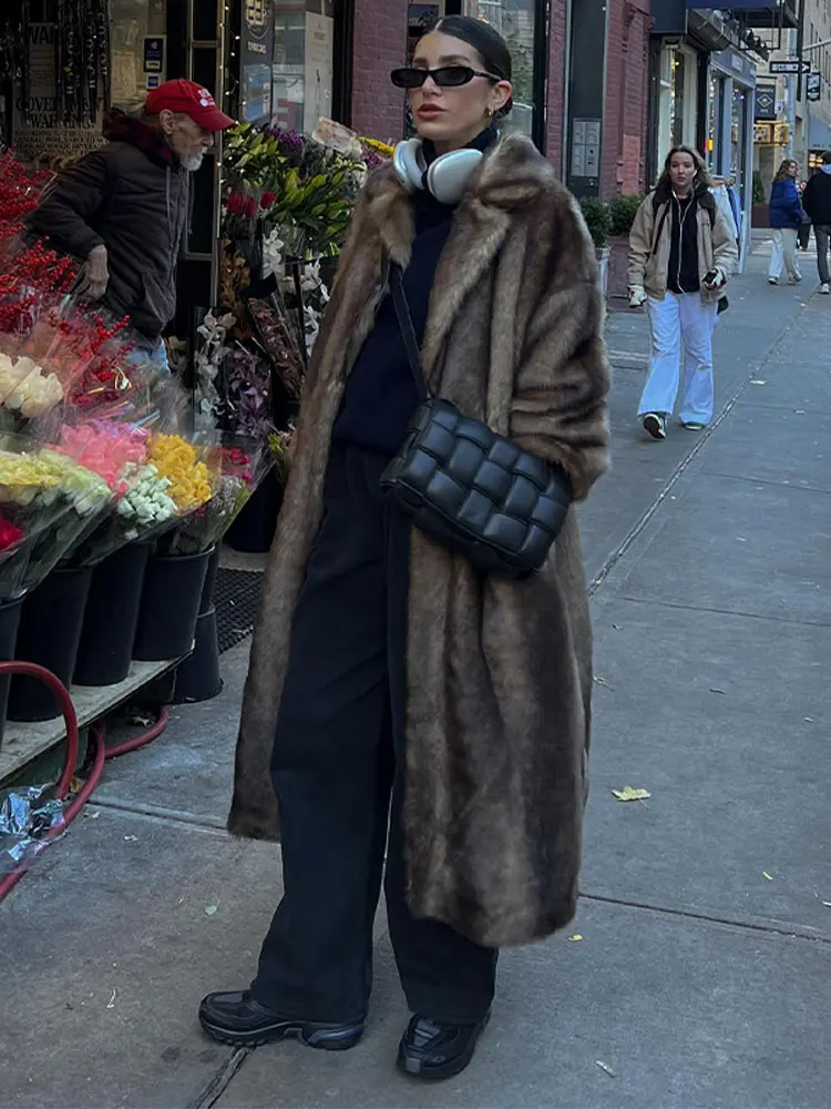 Berg-Feldt | Flauschiger Winter Trenchcoat