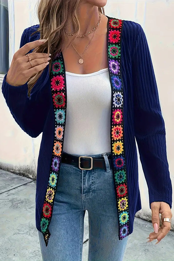 Berg-Feldt | Strickjacke mit Blumenrand und langen Ärmeln