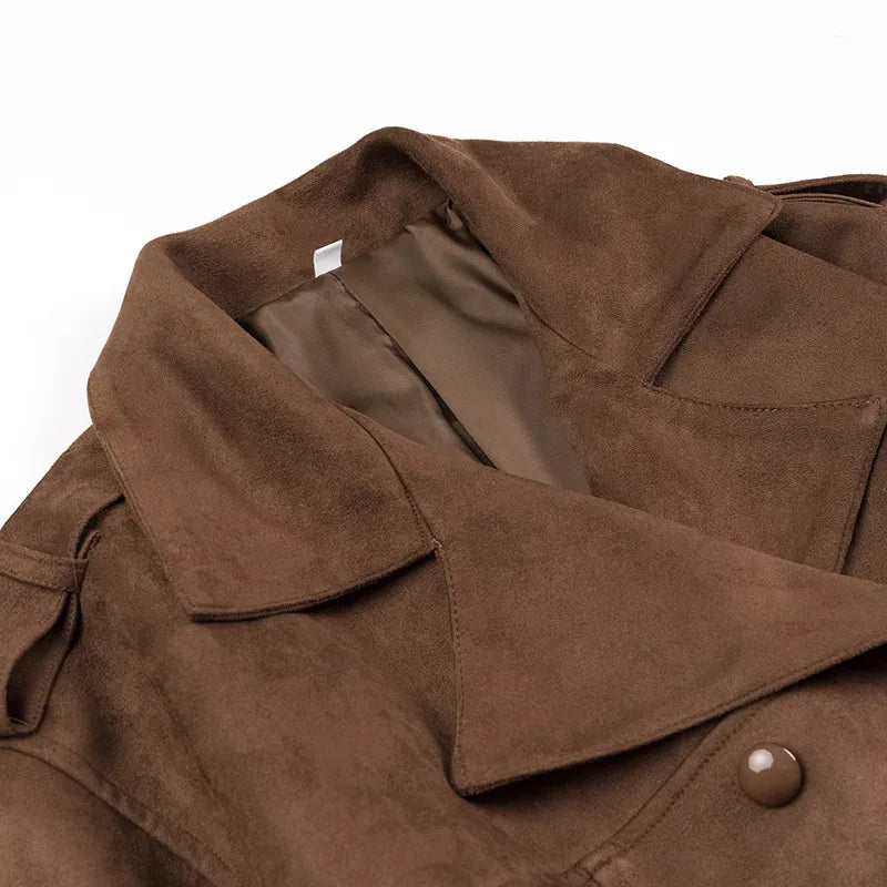Berg-Feldt | Trenchcoat mit doppelter Knopfleiste und Revers aus Velours Alana