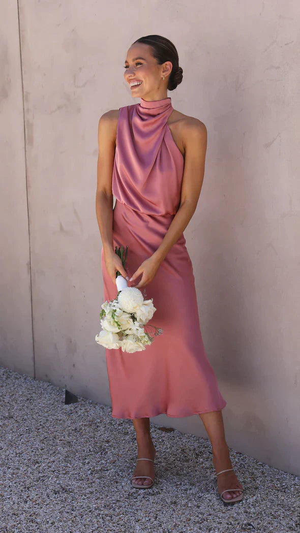 Robe en satin précieuse Irina