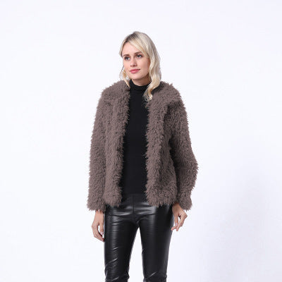 Veste en fausse fourrure tendance pour femme, avec col élégant et poches latérales Berg-Feldt