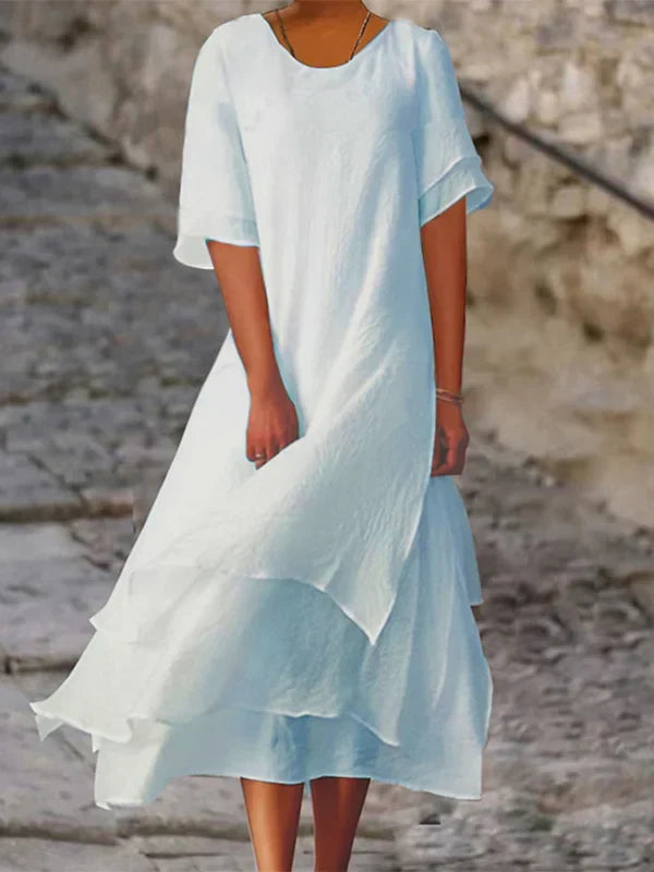 Ava Kleid: Robe fendue élégante à rayures color block