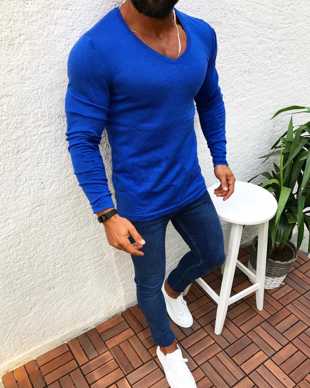 T-shirt à manches longues ajusté en coton avec col en V pour homme Berg-Feldt