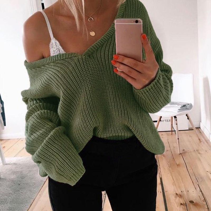 Women's Chunky Knit Sweater with Deep V-Neck and Casual Fit Berg-Feldt