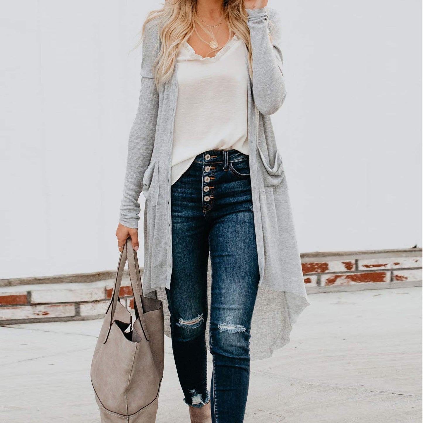 Long cardigan boutonnée avec poches Berg-Feldt pour femme