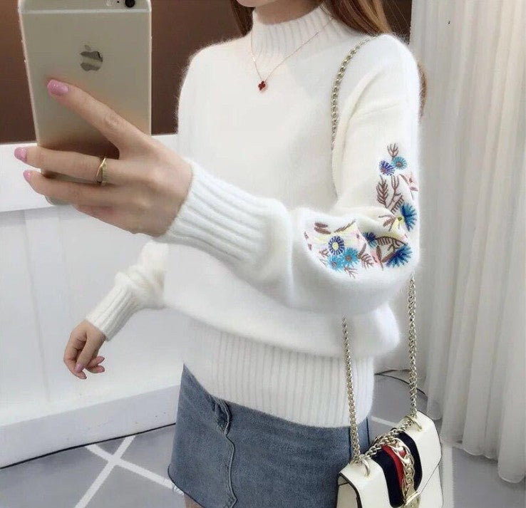Pull en maille pour femme avec broderies élégantes Berg-Feldt