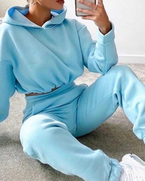 Ensemble sweat à capuche et pantalon Lia : confortable et élégant