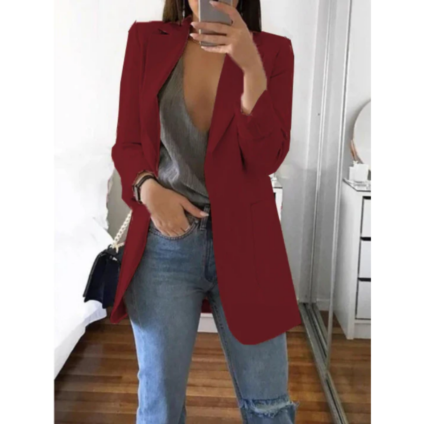 Blazer ajusté moderne et élégant Avelena