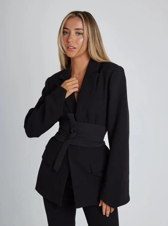 Blazer Avelena : Élégant et Décontracté Chic