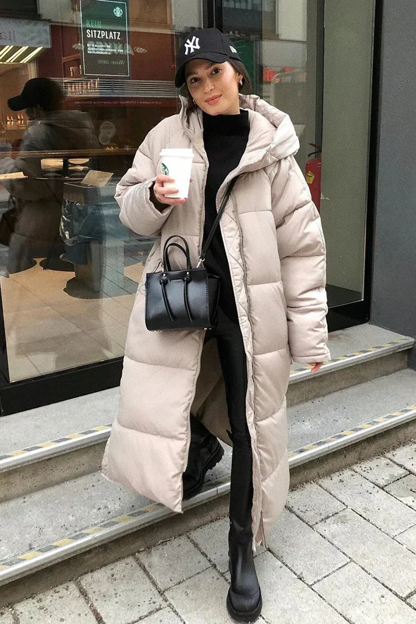 Berg-Feldt | Lange gesteppte Jacke mit Kapuze für Damen ideal für kalte Wintertage
