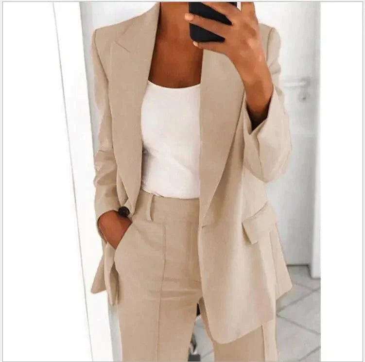 Ensemble tailleur élégant Avelena pour femme