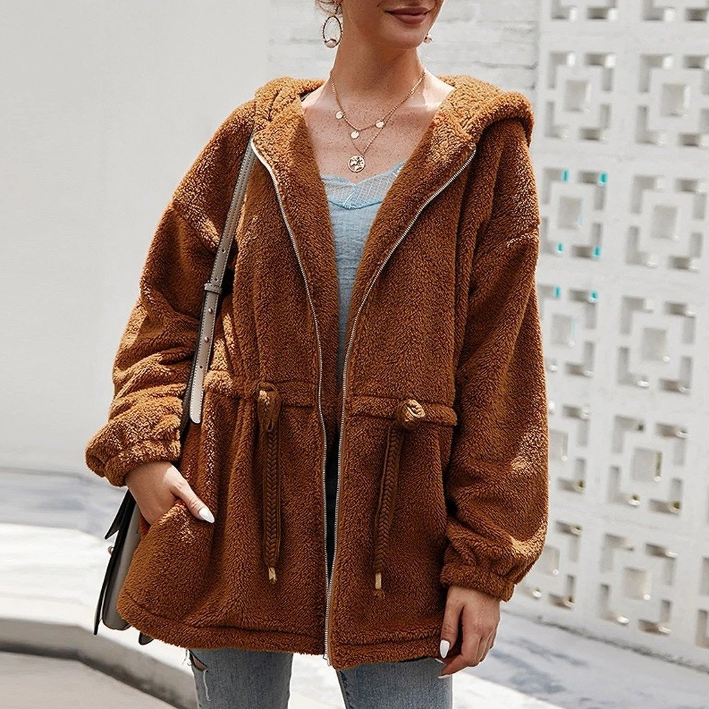 Berg-Feldt | Teddyjacke - Weicher Plüsch - Kapuze & Reißverschluss - Oversized Passform - Taschen