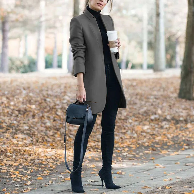 Connie : Manteau de mode en laine unie
