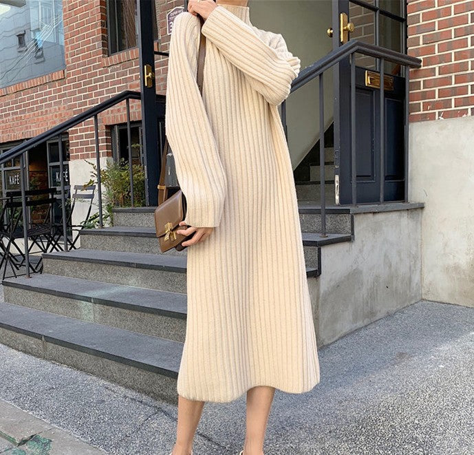 Robe pull femme avec un beau motif côtelé et des détails de coupe élégants Berg-Feldt