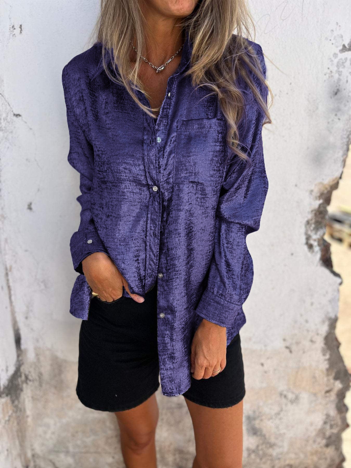 Hera: Elegantes Metallic-Shirt