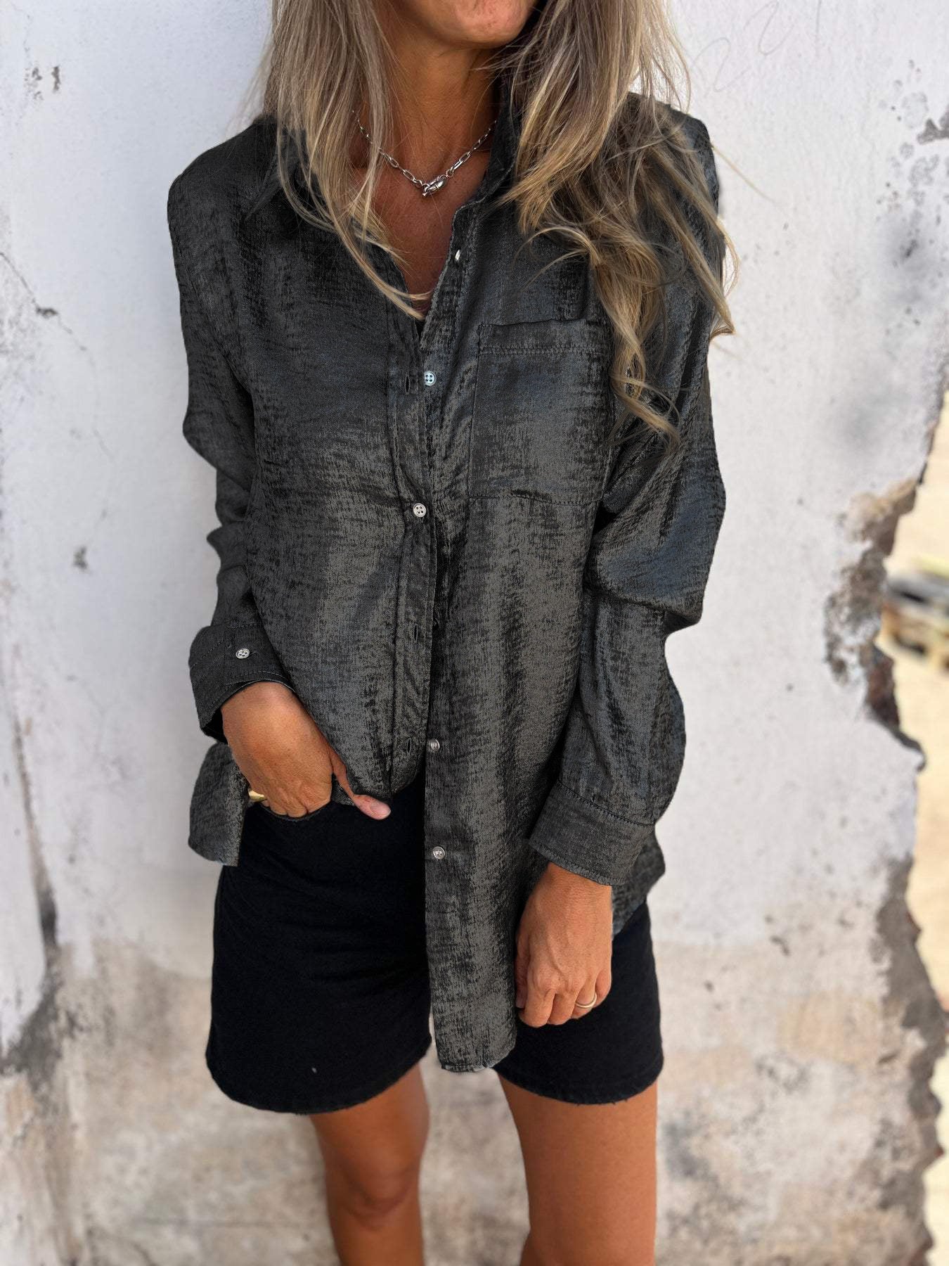 Hera: Elegantes Metallic-Shirt
