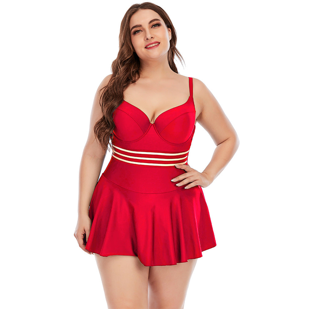 Maillot de bain élégant pour femme avec jupe et bretelles de maintien, de berg-feldt