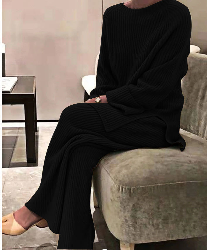 Ensemble tricoté confortable pour femmes au design côtelé moderne Berg-Feldt