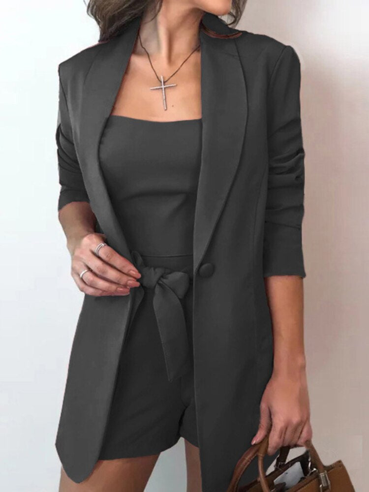 Juliana: 3-teiliges Set – Weste, Blazer, High-Waist-Shorts