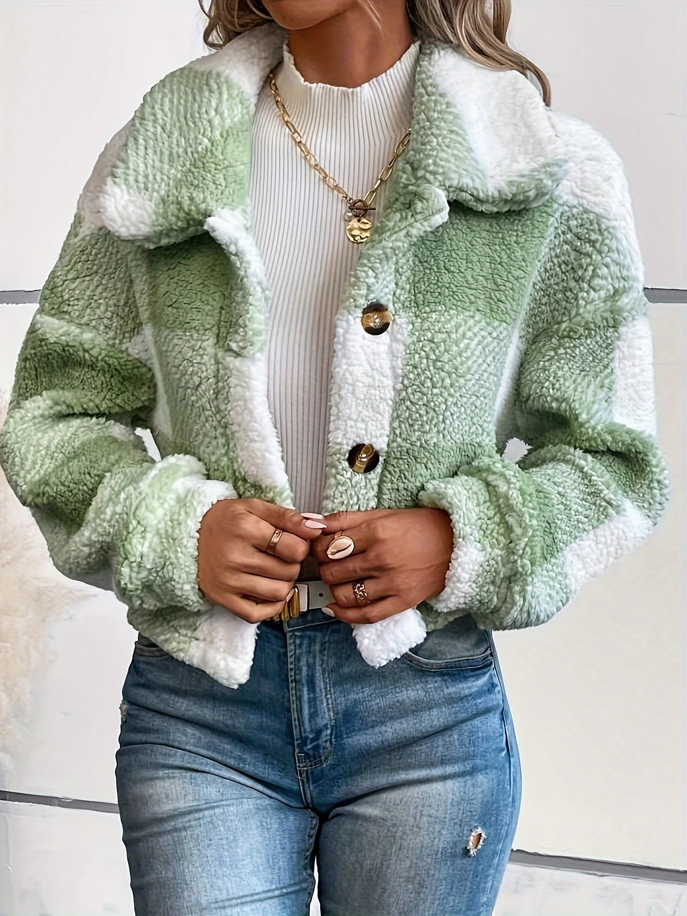 Berg-Feldt | Kariertes Teddy-Jackett mit Knopfverschluss