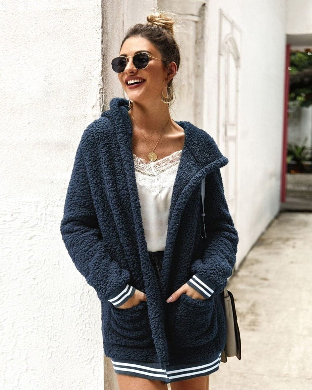 Berg-Feldt | Fleece Jacke - Oversized Sherpa - Kapuze und Große Taschen - Weich und Warm