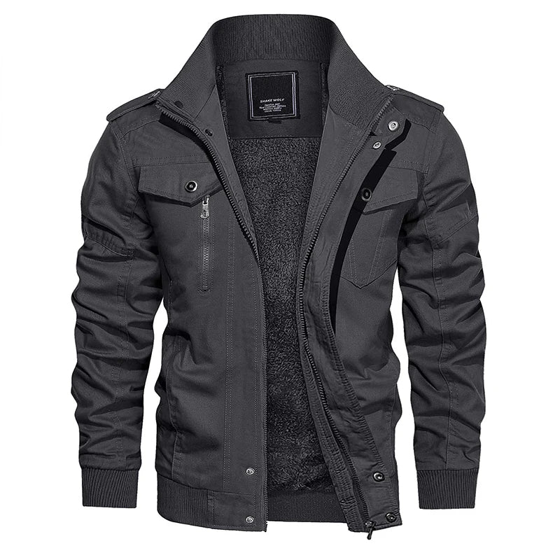 Dylan: Strapazierfähige Militärjacke