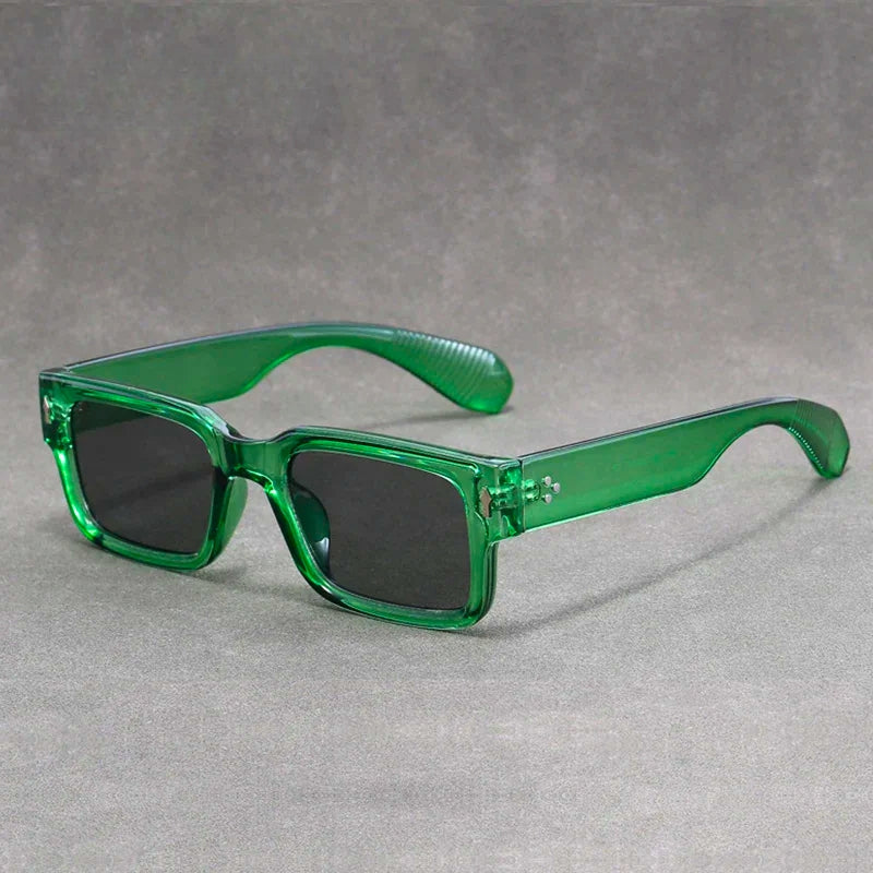 Lunettes de soleil rétro Berg-feldt : Verres résistants aux rayures, design unique