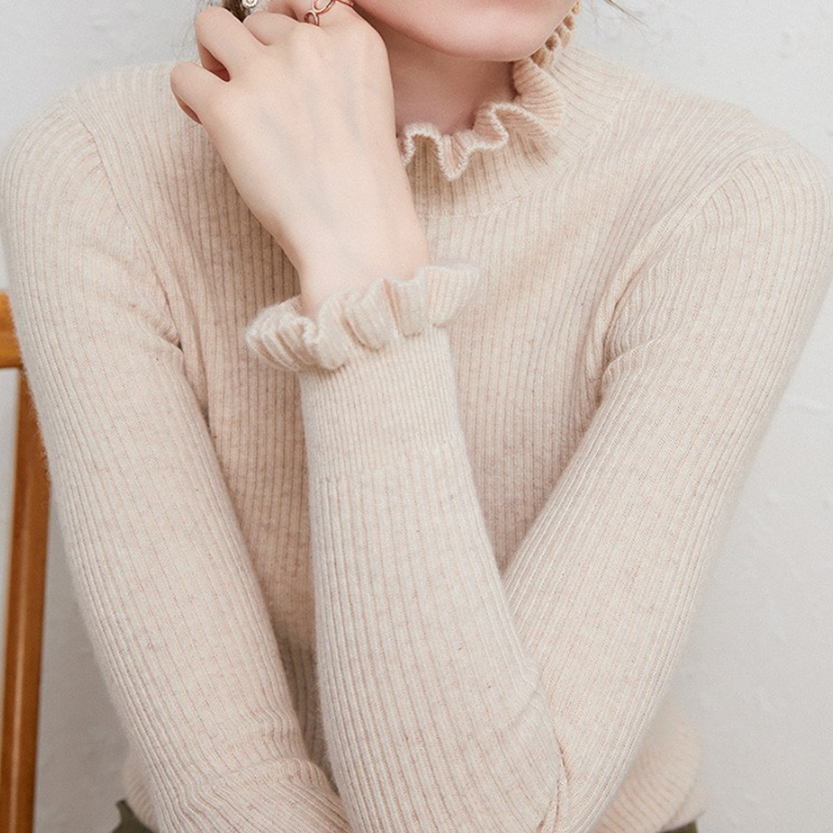 Berg-Feldt | Rollkragen-Strickpullover mit zarten Rüschendetails