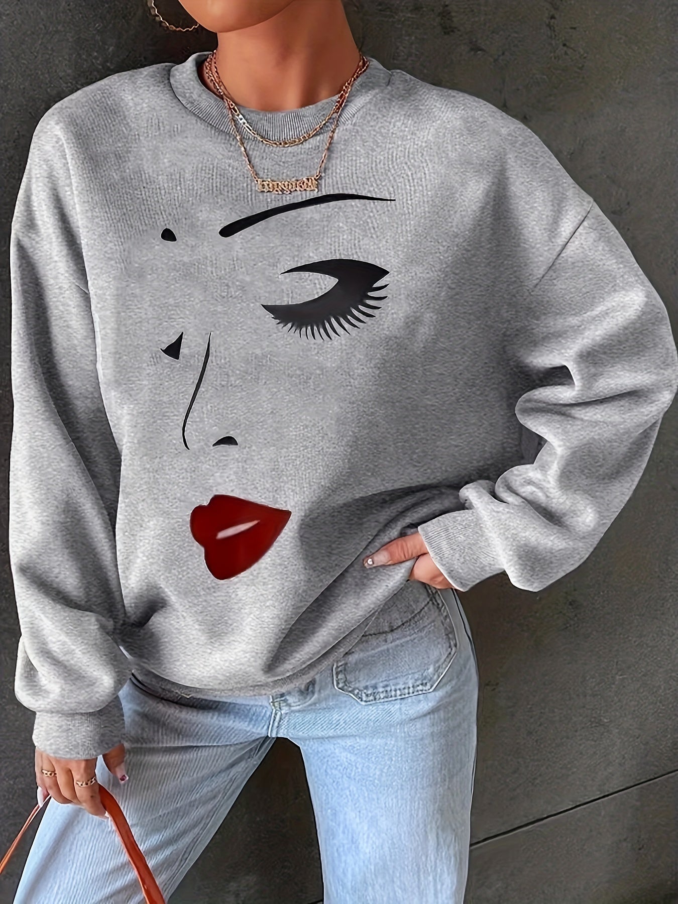 Berg-Feldt | Sweatshirt mit Gesichtsdruck Baumwolle Künstlerisch und Bequem