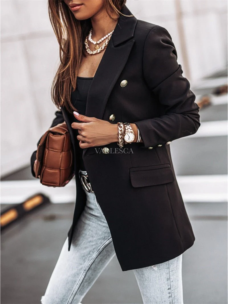 Schlanker Damen-Blazer mit Doppelknopfreihe und goldenen Knöpfen, lange Ärmel