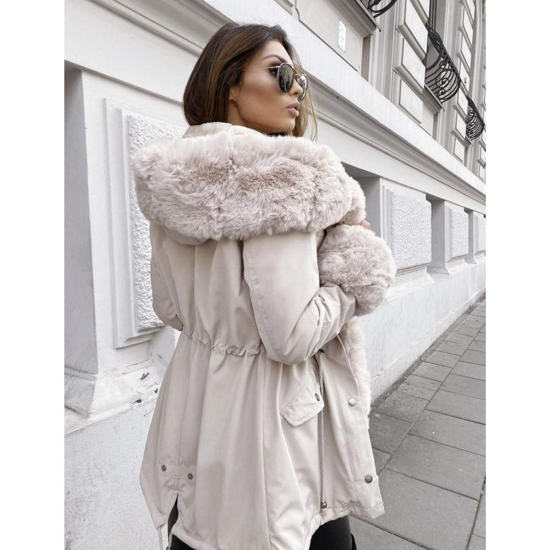 Berg-Feldt | Winterjacke mit Kapuze für Frauen Ideal bei kaltem Wetter
