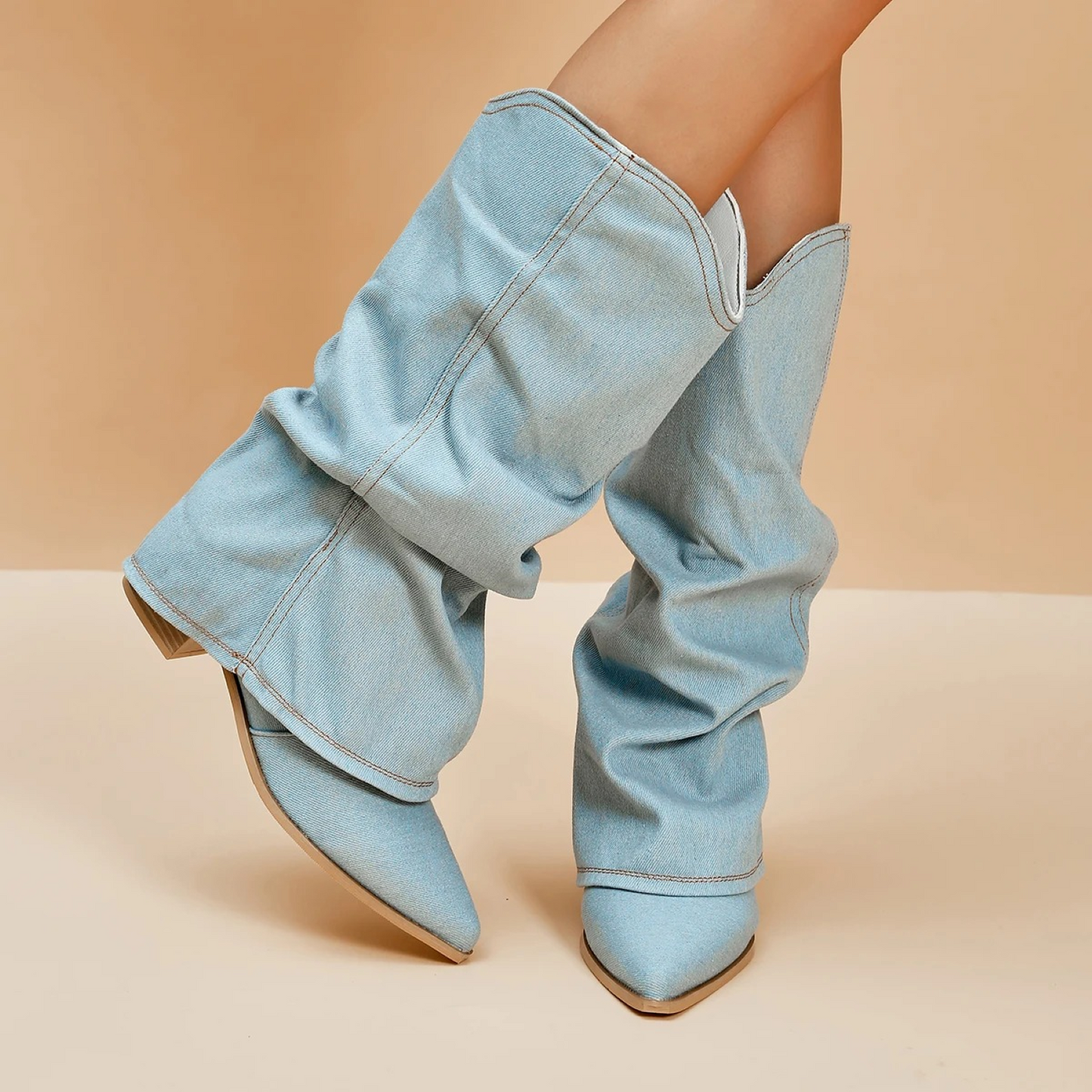 Berg-Feldt | Knielange Stiefel - Weiches Denim - Spitz Zulaufende Zehe - Niedriger Blockabsatz Zum Anziehen