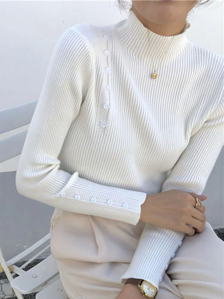 Berg-Feldt | Eleganter Pullover mit Zierknöpfen und Stehkragen