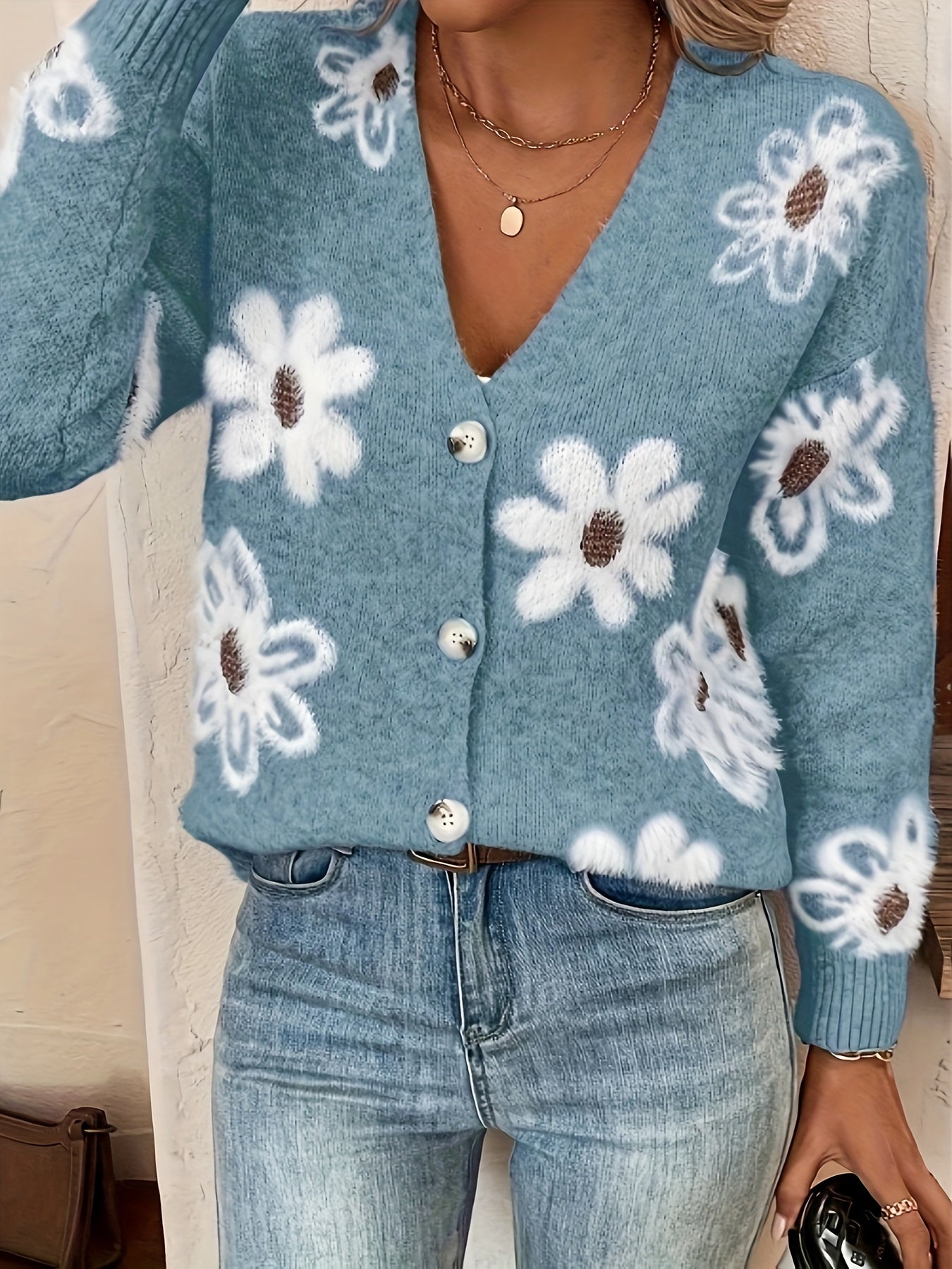 Berg-Feldt | Cardigan doux à motif floral en acrylique Chaleur et style
