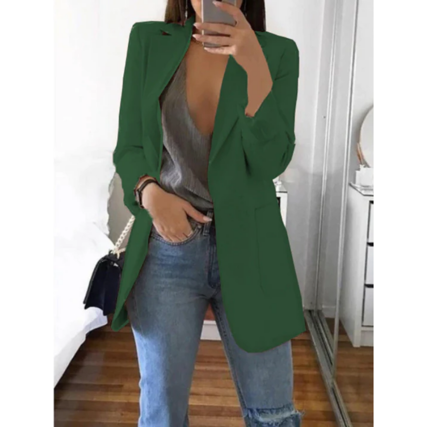 Blazer ajusté moderne et élégant Avelena