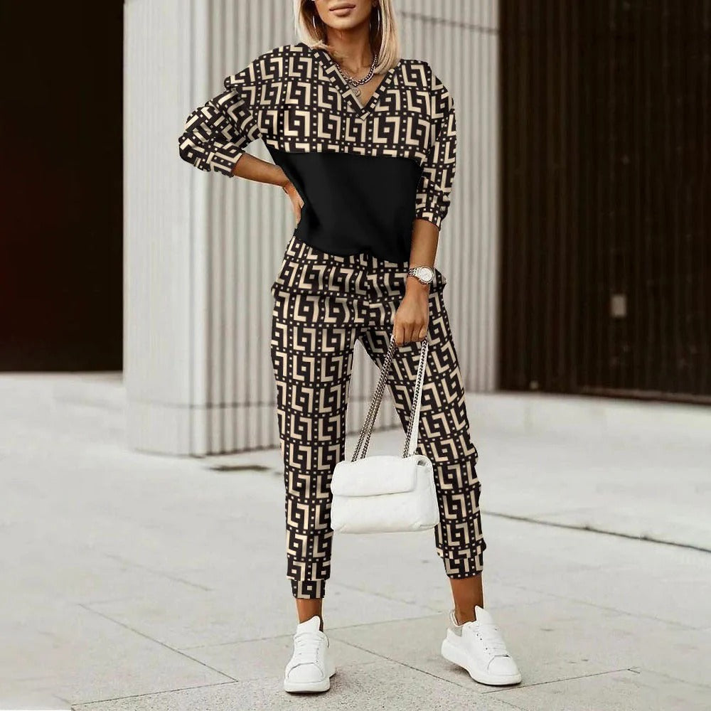 Ensemble de costume Sana : top à capuche élégant et pantalon à cordon de serrage