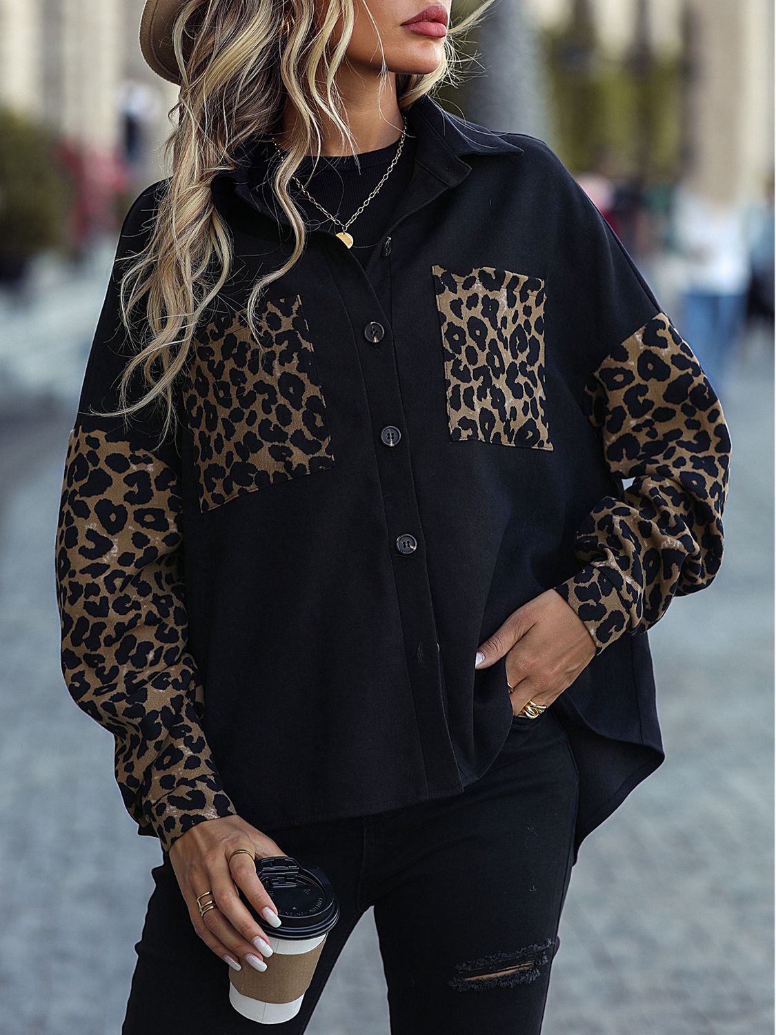 Berg-Feldt | Leopard Print Knopf-abgesetzte Schulterjacke
