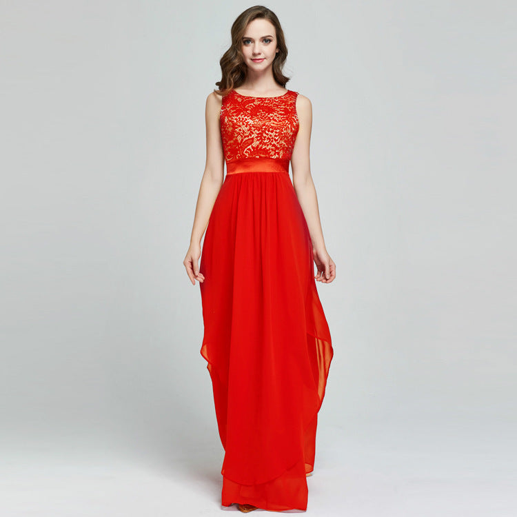 Robe en mousseline et dentelle par Fudus