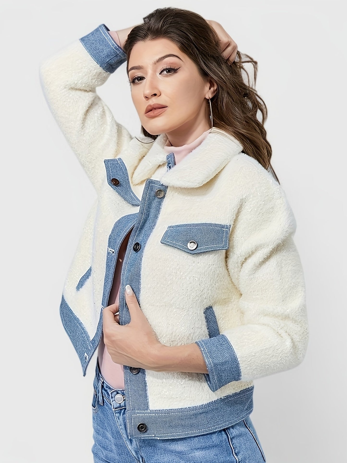 Berg-Feldt | Kurze Teddyjacke mit Denimdetails Polyester und Baumwolle Trendy und Komfortabel