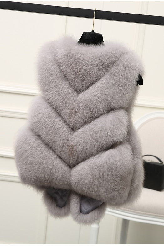 Gilet de luxe en fausse fourrure Damen avec détails volumineux Berg-Feldt