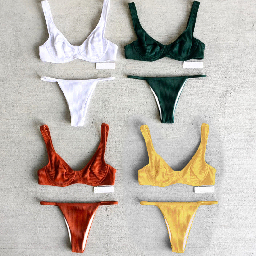 Sport-Bikini für Damen mit leicht gepolstertem Oberteil und hohem Beinausschnitt von berg-feldt
 - berg-feldt
