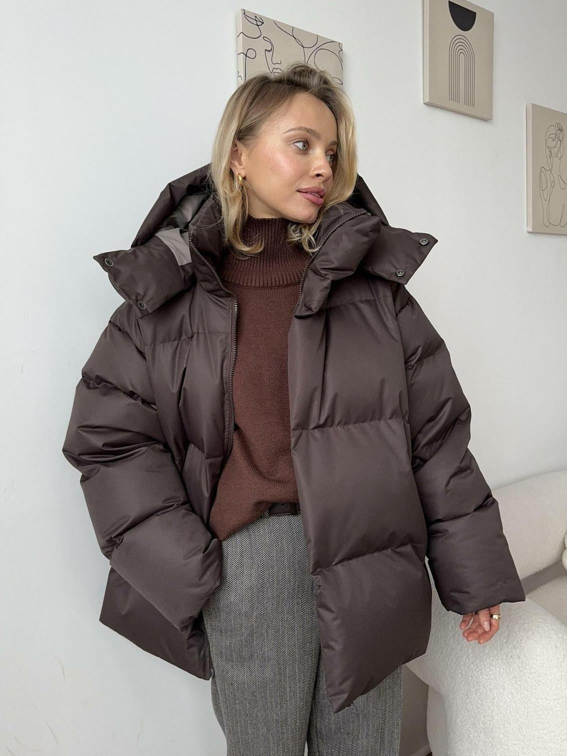 Berg-Feldt | Kurze, gepolsterte Kapuzenjacke für Frauen