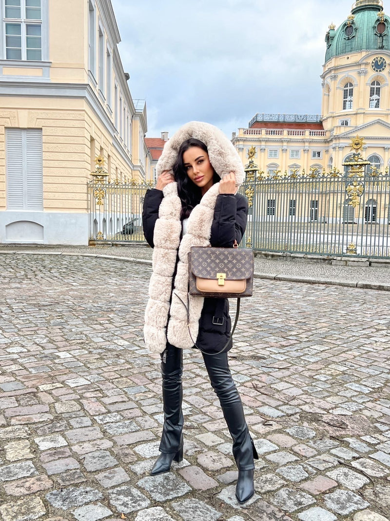 Berg-Feldt | Stylische Kapuzenjacke mit Gürtel