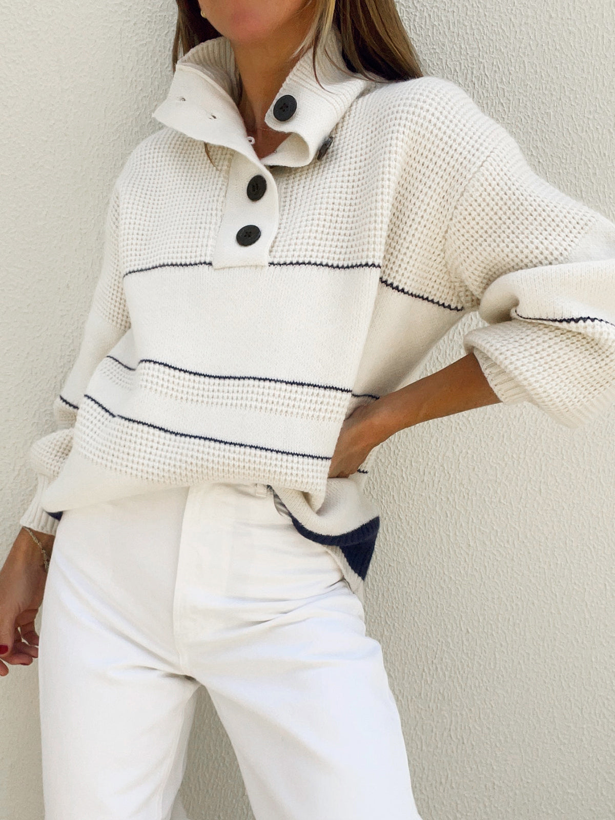 Berg-Feldt | Gestickter Pullover mit Knöpfen Baumwolle Klassisch und Komfortabel