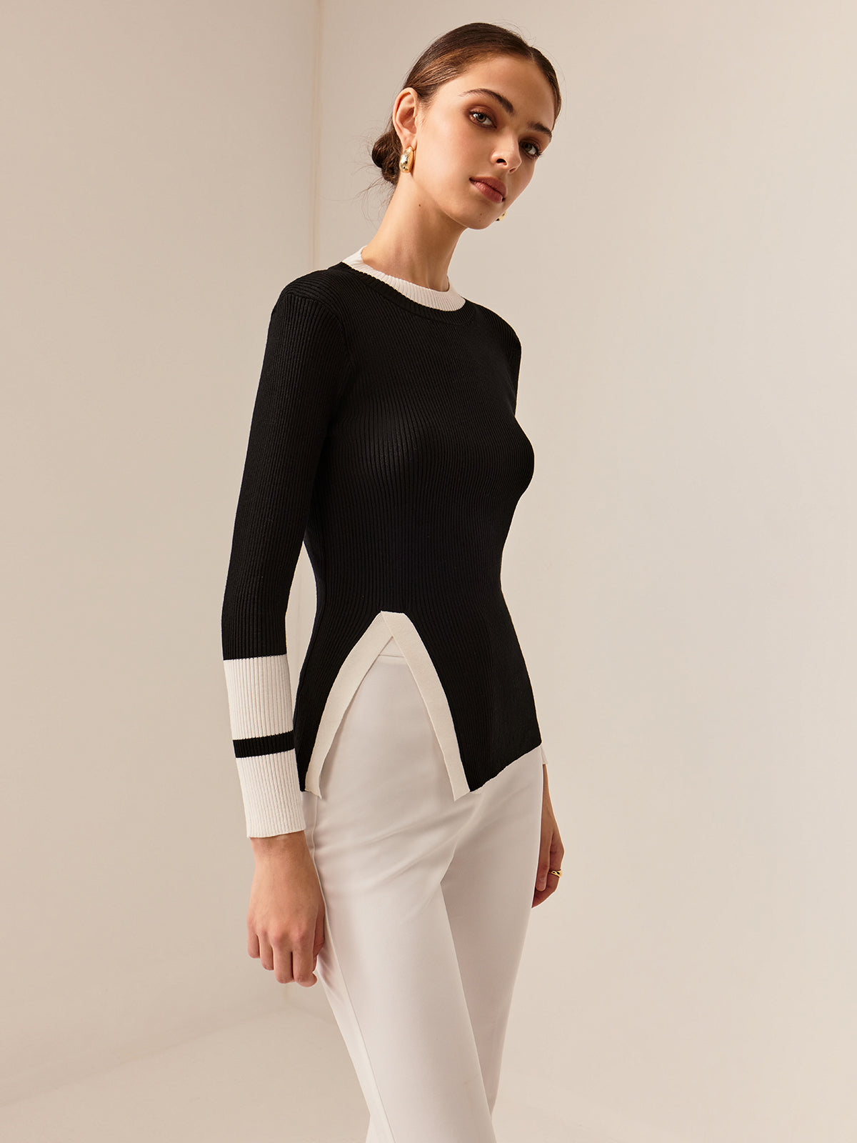 Berg-Feldt | Rippstrickbluse Kontrastelemente Modern und Elegant