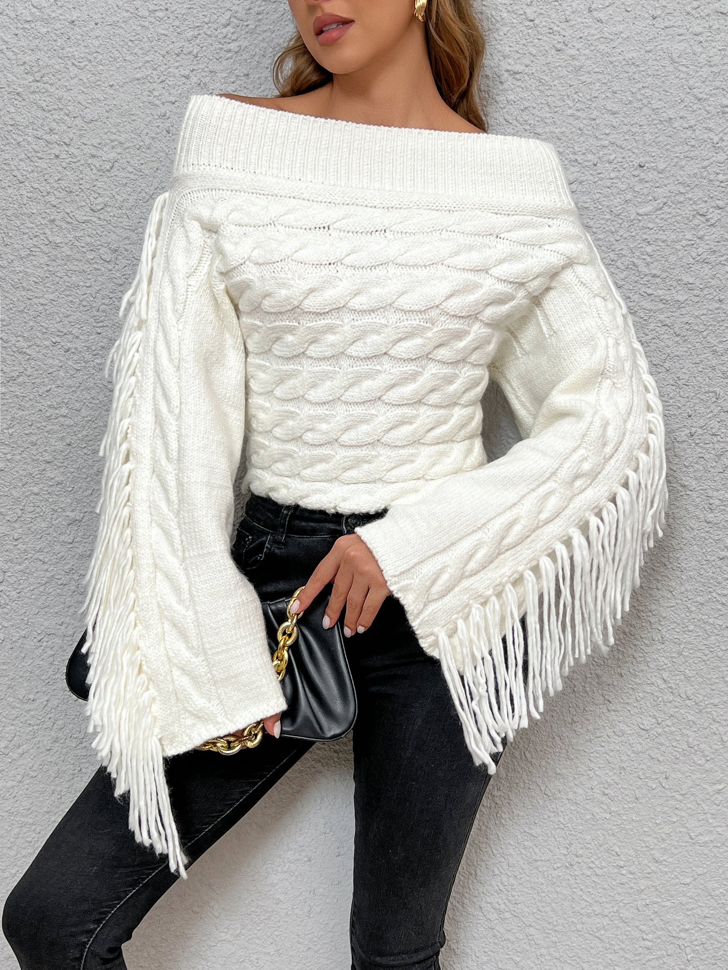Berg-Feldt | Off-shoulder Kabelstrick Pullover Unik und Trendy mit Fransen