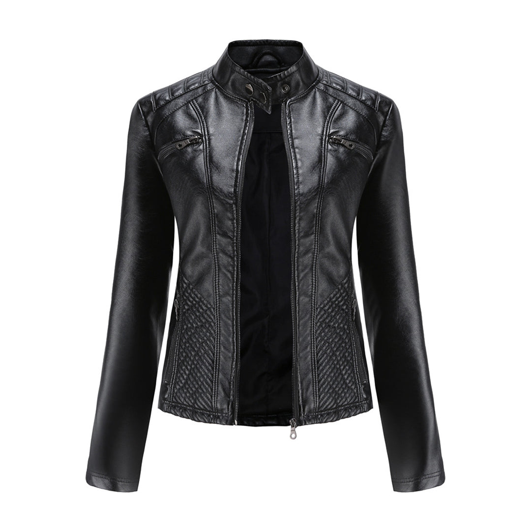 Xandrah: Une veste en cuir à la mode