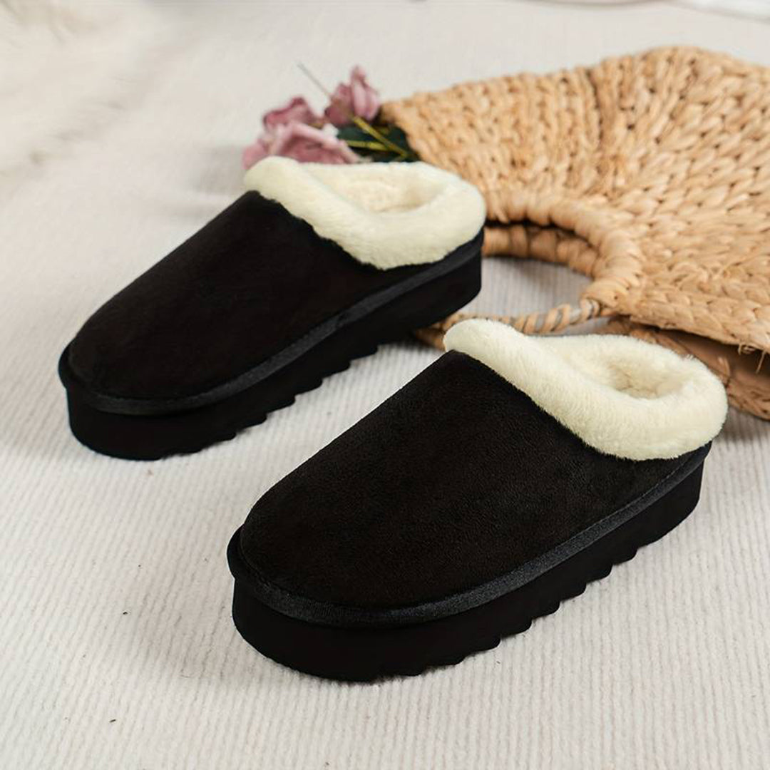 BRIDGET: Des chaussons douillets avec une semelle épaisse et chaude